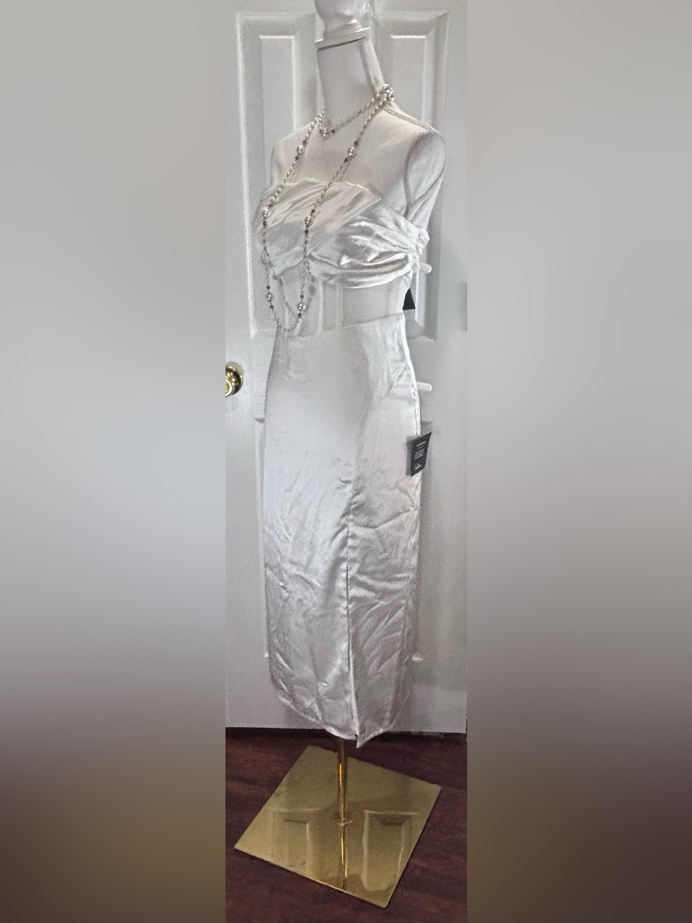 Lulus NWT High-Class Hottie White Satin Strapless Bustier Midi Sz L #2082736 - Picture 5 of 16